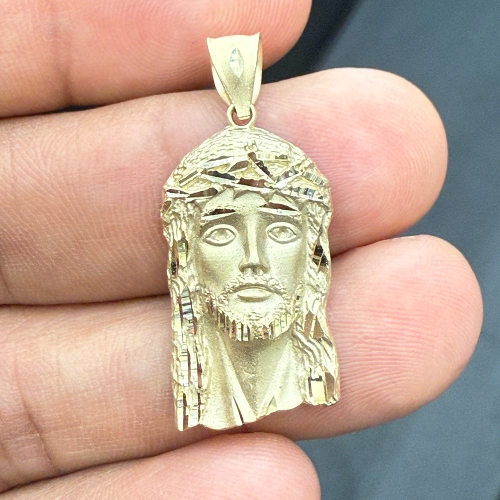 10kt Real Gold Jesus Pendant